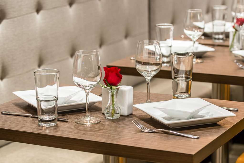 โรงแรมแคมเบรีย โซโนมา ไวน์ คันทรี โรเนิร์ตพาร์ค ร้านอาหาร รูปภาพ